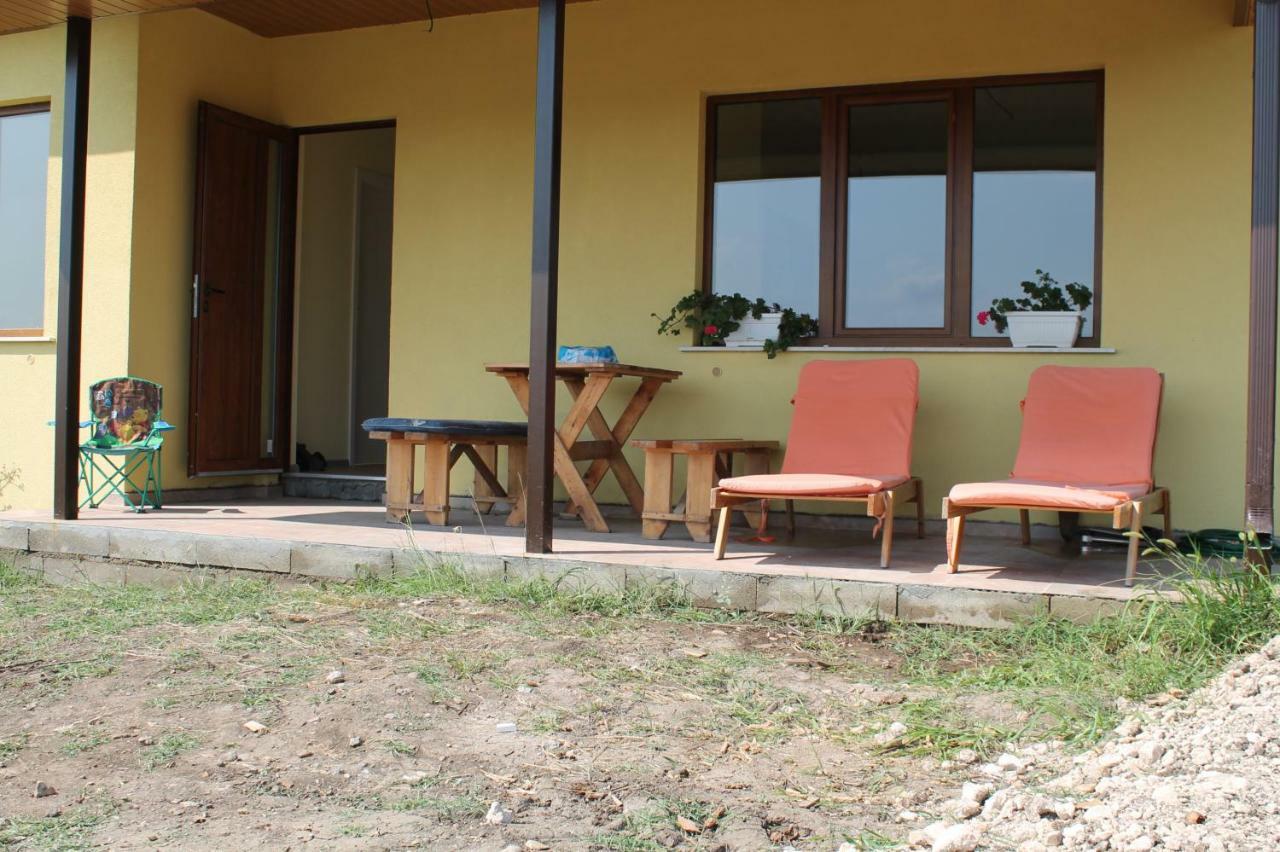 Malavi Guest House Krasen! Comfort&Clean! Ngoại thất bức ảnh