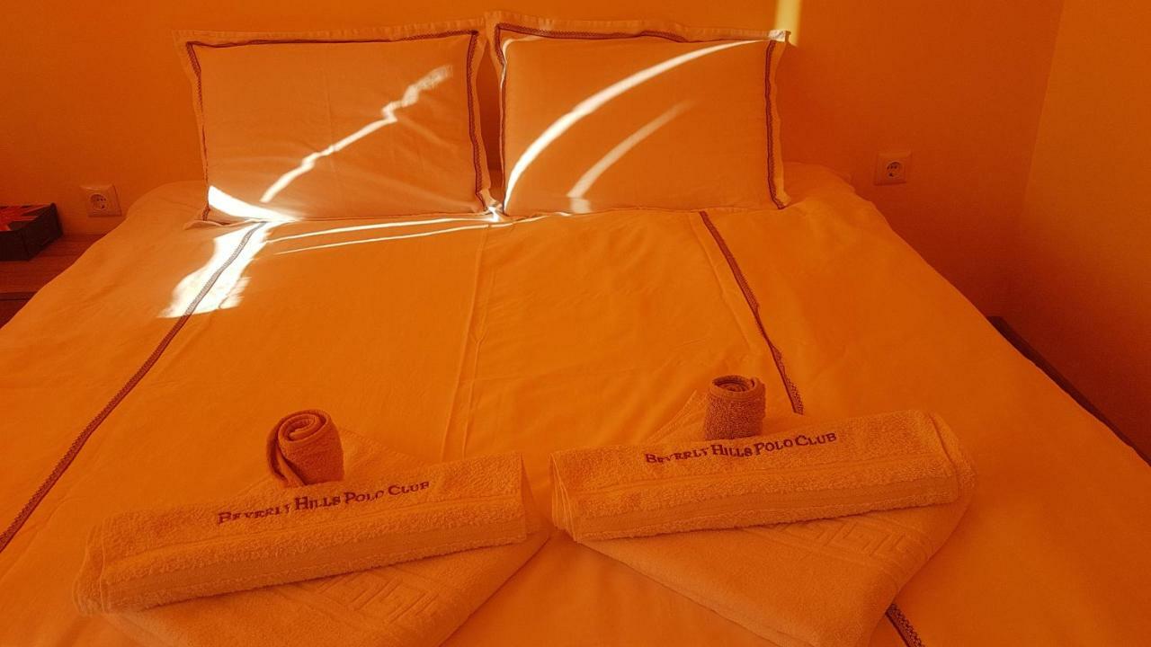Malavi Guest House Krasen! Comfort&Clean! Ngoại thất bức ảnh